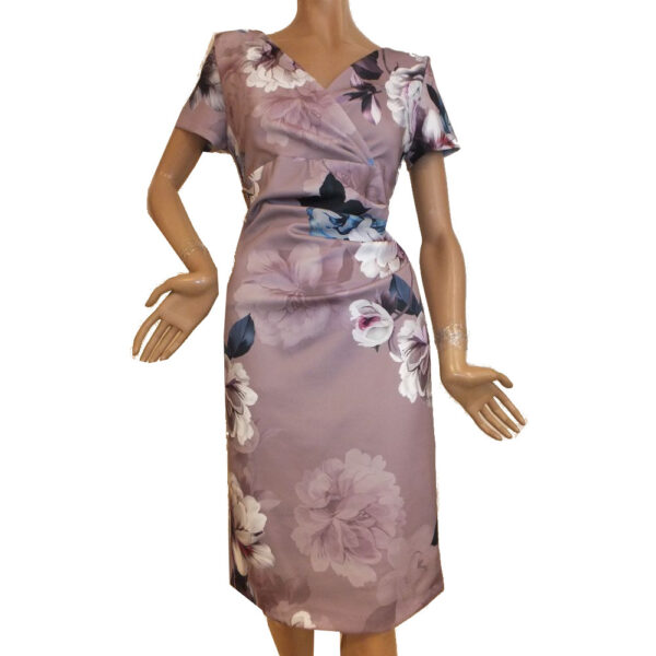 8886SK2 Swing Kleid Blumen rose Gr 42